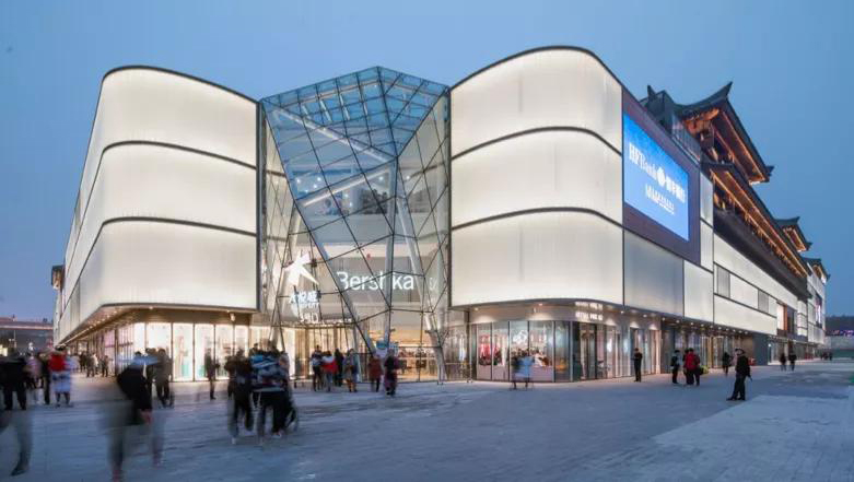 商业地产外立面改造：提升项目辨识度与客流量的设计要点